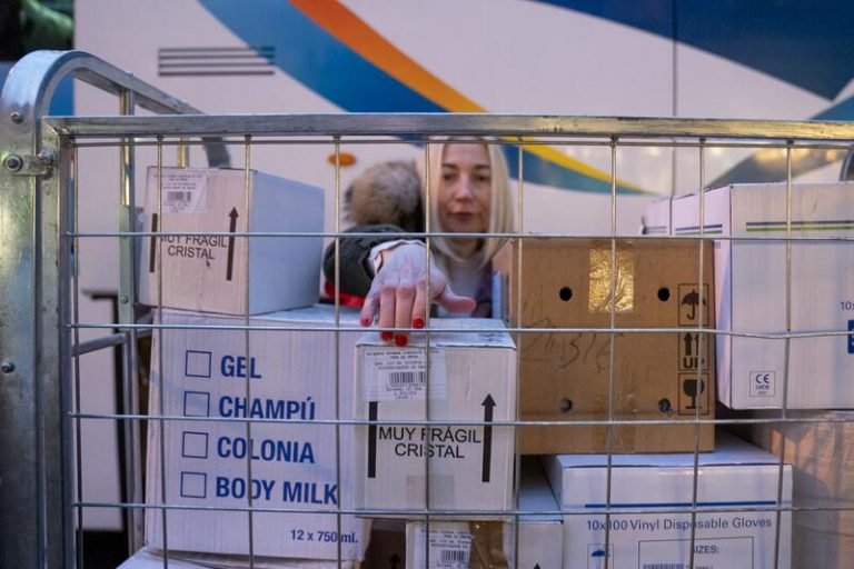 Madrid habilita un punto de información y tramitación de ayudas para atender a los refugiados ucranianos