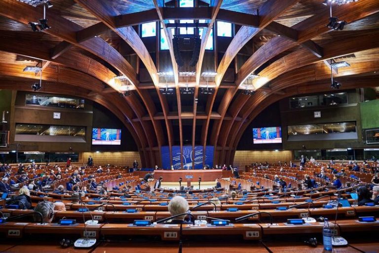PSOE y PP respaldarán este martes que Rusia no siga siendo miembro del Consejo de Europa
