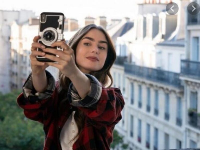 Netflix incluirá en su catálogo en 2022 una selección de 70 títulos en catalán, gallego y euskera