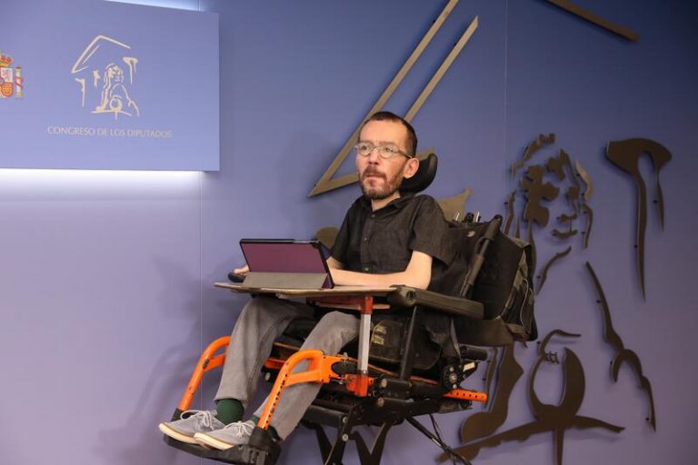 Podemos exige que grandes empresas, y no trabajadores, asuman con impuestos «el coste de la guerra»