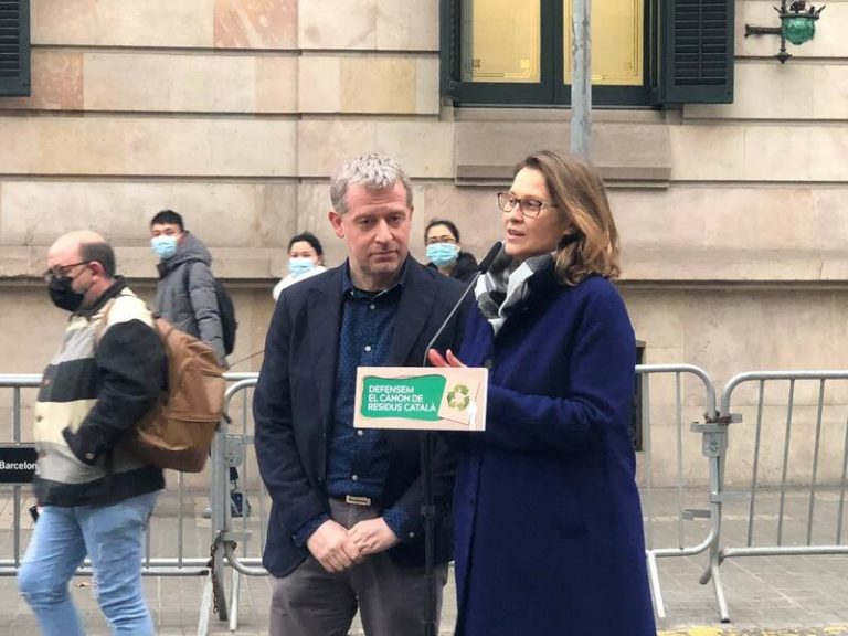 ERC, Junts y CUP piden defender el canon catalán de residuos en Europa frente a la ley estatal