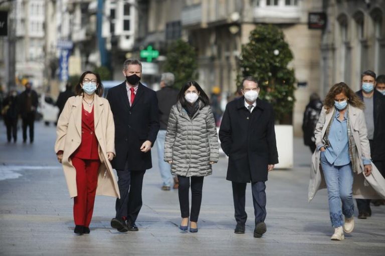 Sanidad prevé este jueves la aprobación unánime de un «calendario acelerado» de vacunación para refugiados