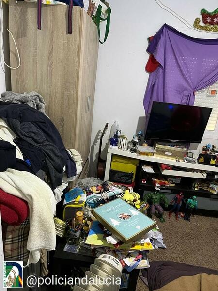 Detenido en Málaga por aislar a su hijo de diez años en una habitación durante un año