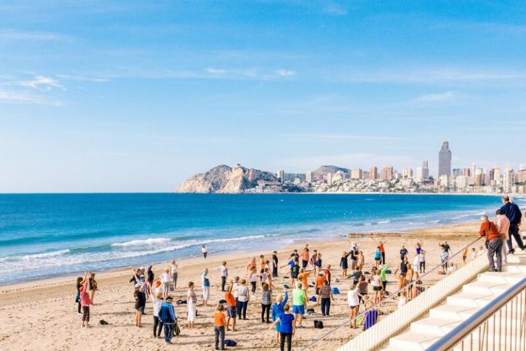 España propone un programa turístico europeo para mayores de 65 años similar al Imserso