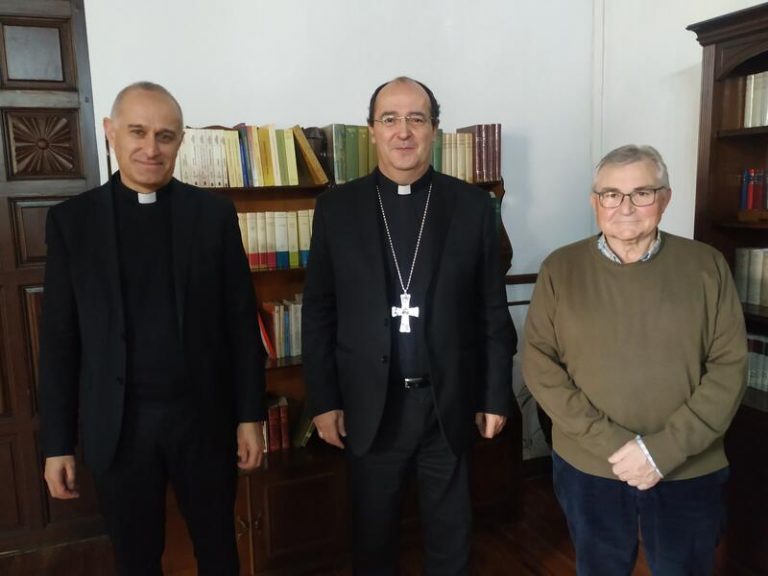 El obispo de Coria-Cáceres: «Me sumo a que la patrona de Extremadura sea más extremeña»