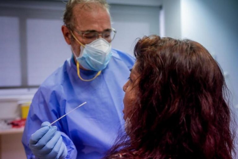 Sanidad notifica 3.925 nuevos casos de coronavirus y 3.749 altas en la Comunitat Valenciana desde el martes