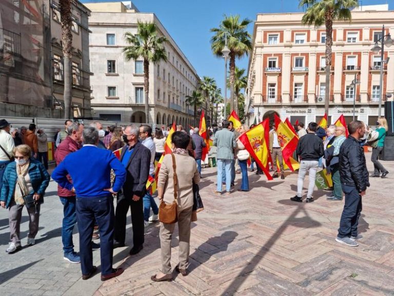 Vox valora como un «éxito» el desarrollo de sus concentraciones en ciudades andaluzas por la subida de precios