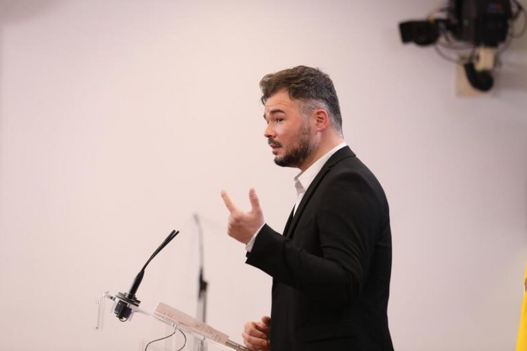 Rufián insiste en desmarcarse de contactos con Putin y se queja de que Junts monte «un Vietnam» cuando se le critica