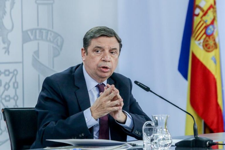 Planas aborda con el sector pesquero su situación tras el aumento de los costes energéticos