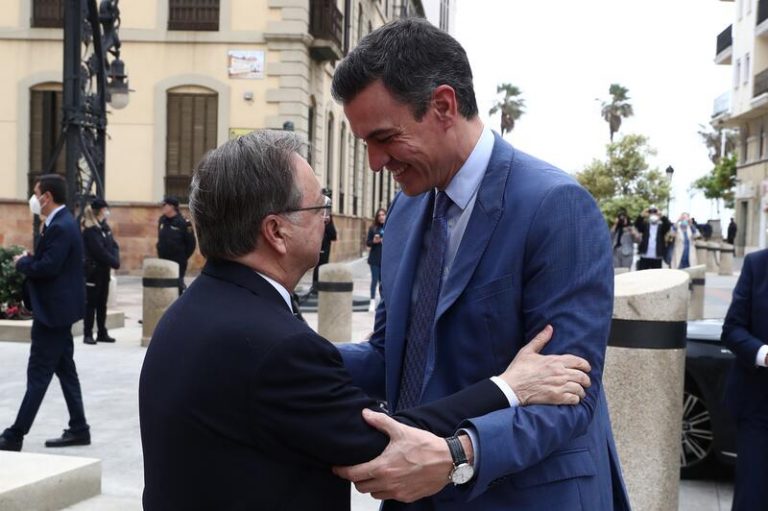 Sánchez dice seguir los pasos de Francia y Alemania