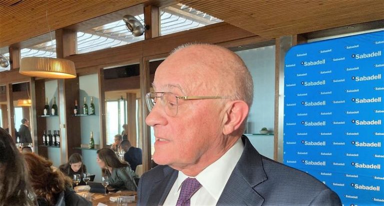 Oliu destaca 2021 como punto de inflexión para el banco: «Estoy muy satisfecho»