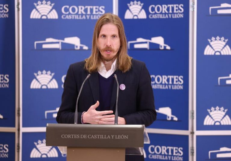 Podemos ve preocupantes las decisiones del PSOE que «muestran un acercamiento» al PP y exige que cumpla el acuerdo