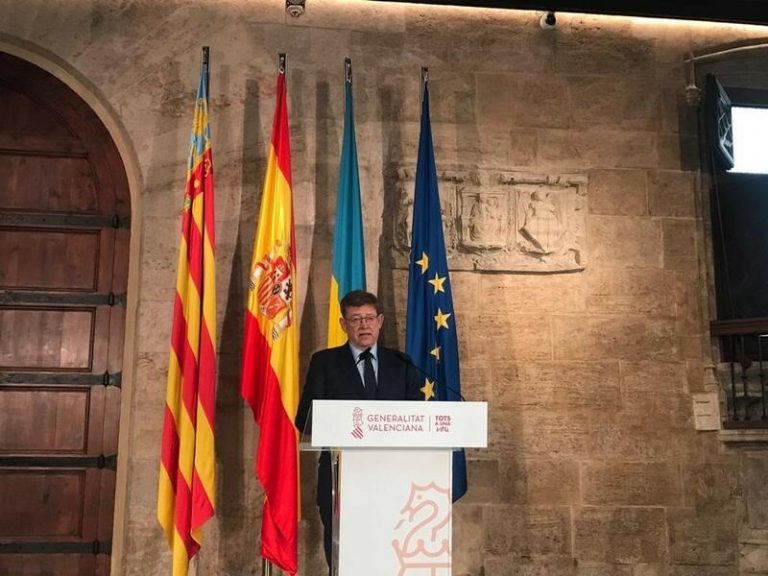Puig recalca «con rotundidad» que no habrá desabastecimiento ante la «psicosis» que genera la huelga del transporte