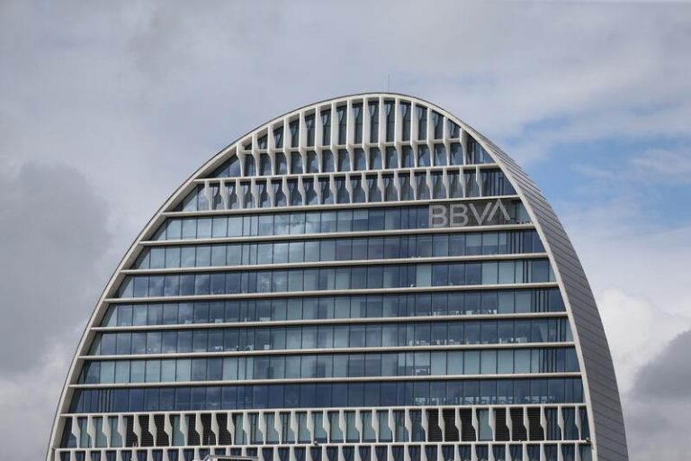 BBVA ofrece 200 viviendas para los refugiados ucranianos en España