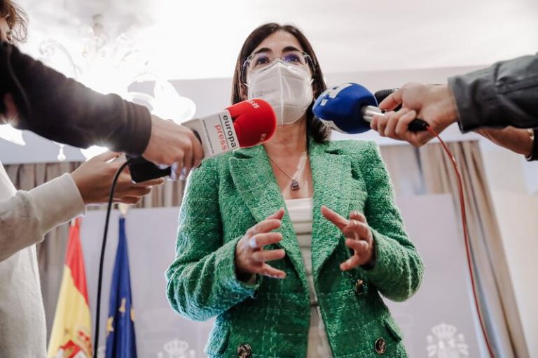 Darias subraya el «compromiso» del Gobierno con la mejora de la atención de los pacientes paliativos pediátricos