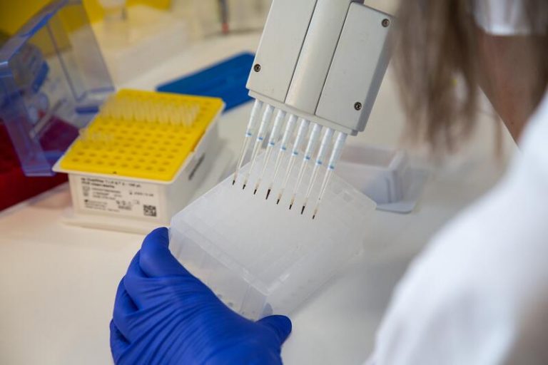 Una encuesta de ‘Science’ revela el aumento del acoso y la intimidación a los científicos por la pandemia
