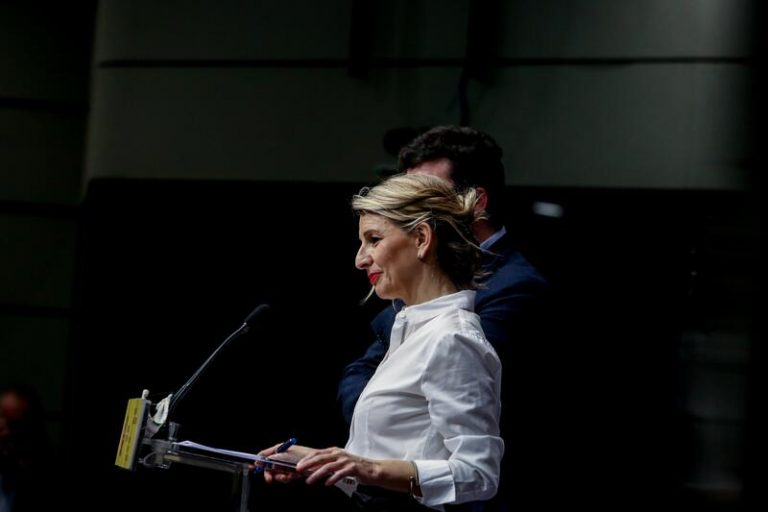 Díaz insta a Podemos a que resuelva la «crisis interna» tras la salida de la diputada canaria Meri Pita