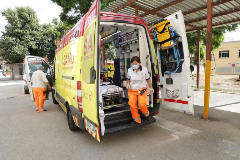 Fallece un niño de 5 años y sus abuelos resultan heridos en el incendio de su casa en Almoradí (Alicante)
