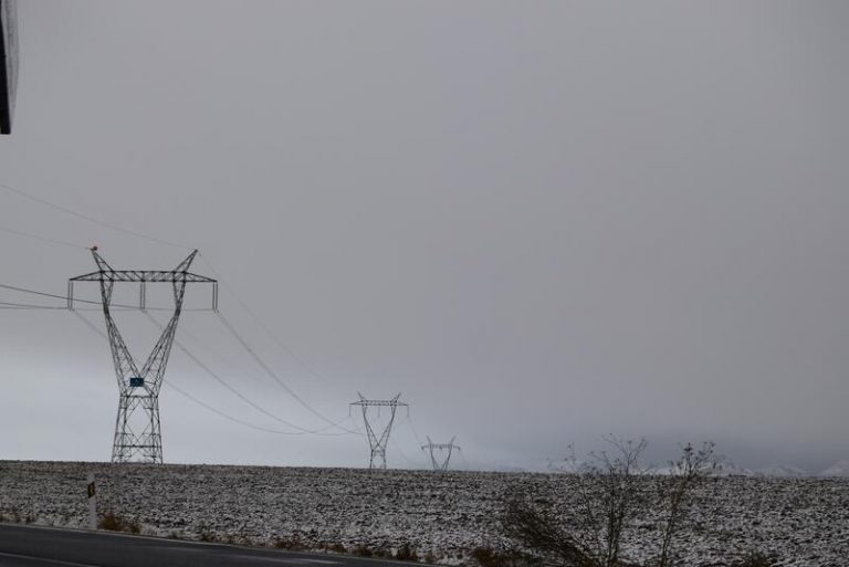 Los líderes escépticos con limitar el precio de la energía se resisten a las medidas de España