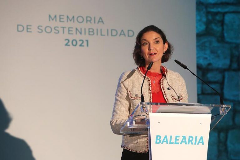 Maroto pide a transportistas «revertir» los paros tras el «buen acuerdo» y trabajar por el «interés general»
