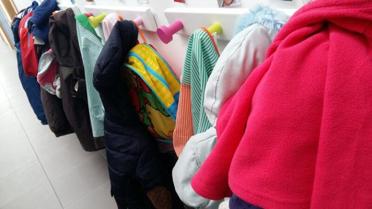 Más de 1.000 niños refugiados están ya escolarizados en Madrid