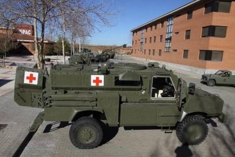 España envía hoy un avión del Ejercito con material ofensivo a Ucrania y mañana saldrá otro con una ambulancia blindada