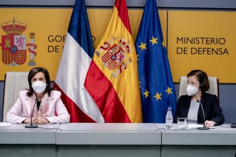 España se compromete a mantener militares en Mali mientras perviva la misión de la UE