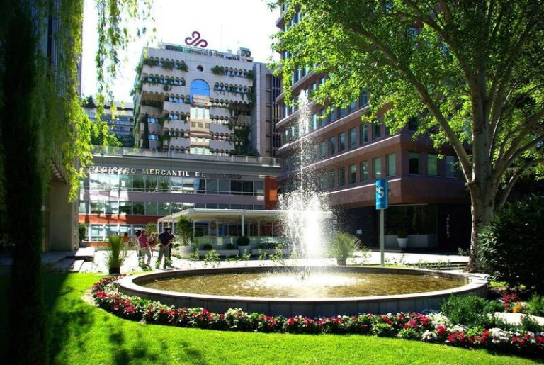 La cúpula de Corporación Financiera Alba reduce su retribución un 17,6% en 2021