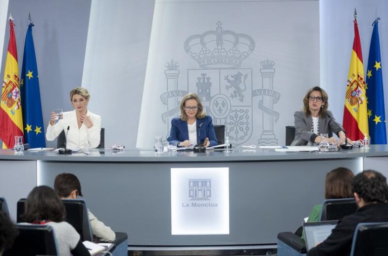 El Gobierno aprueba ayudas de 169 millones para los productores de leche