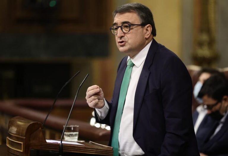 El PNV alerta ante la inflación y la deuda y teme una «frenada en seco» del gasto en próximos Presupuestos