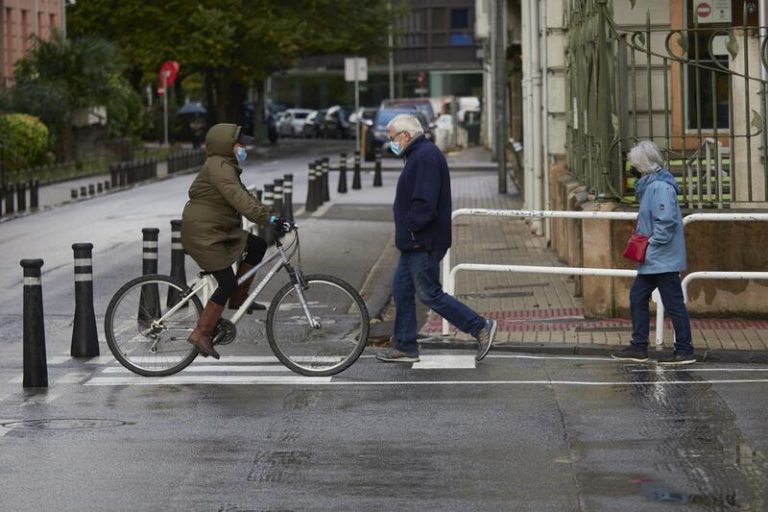 Los casos en Navarra bajan un 9% la última semana y aumentan levemente los ingresos hospitalarios