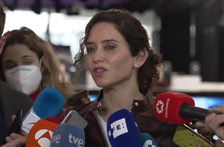 Ayuso asegura que la «guerra entre fiscalías» es ajena a la Comunidad