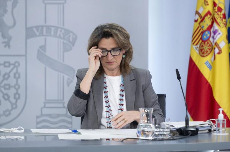 Ribera asegura que bajar impuestos «no es la respuesta» para solucionar la crisis energética