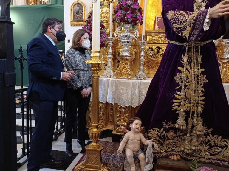 La delegada de la Junta en Málaga apela al sentido común y al uso de las mascarillas en los desfiles de Semana Santa