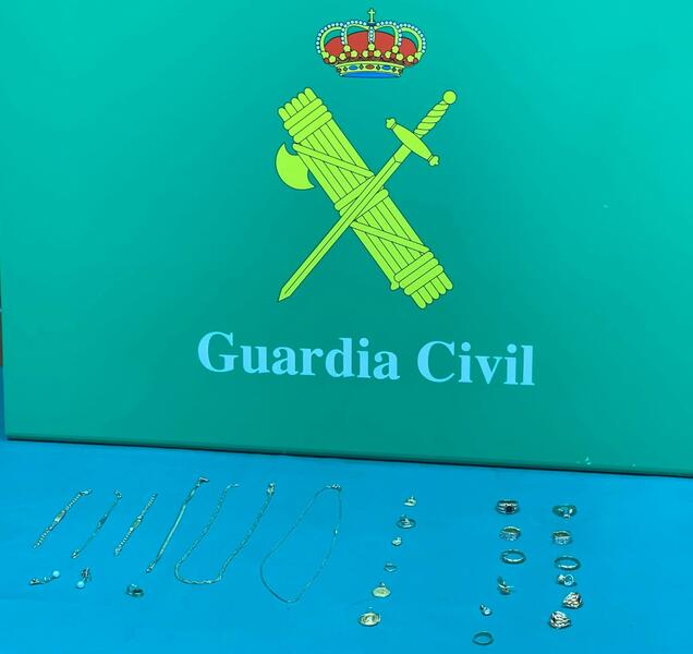 Detenido un hombre en Culleredo acusado de robar a una amiga joyas valoradas en 3.000 euros