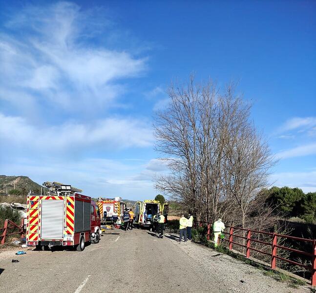 Un muerto, un herido muy grave y 3 leves en un accidente de tráfico en la RM-15, en Bullas