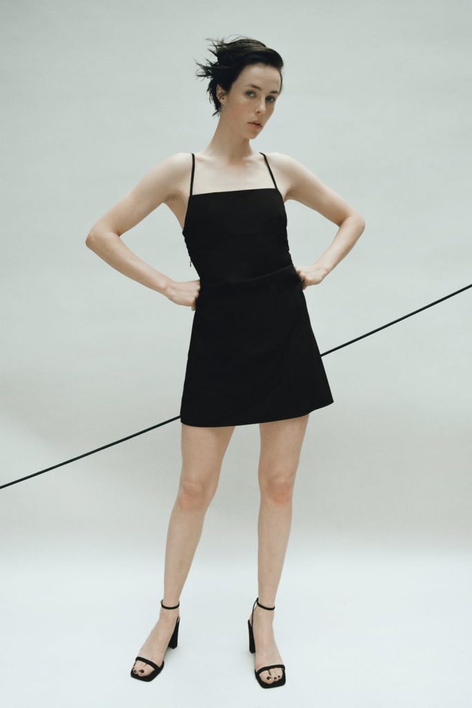 El Espectacular Vestido De Zara Que Cuesta Menos De 30 Euros