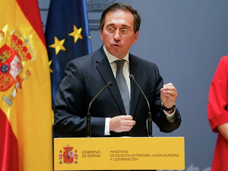 Albares: España estará «en primera línea del esfuerzo» para mostrar a Putin que no acepta marcha atrás del orden europeo