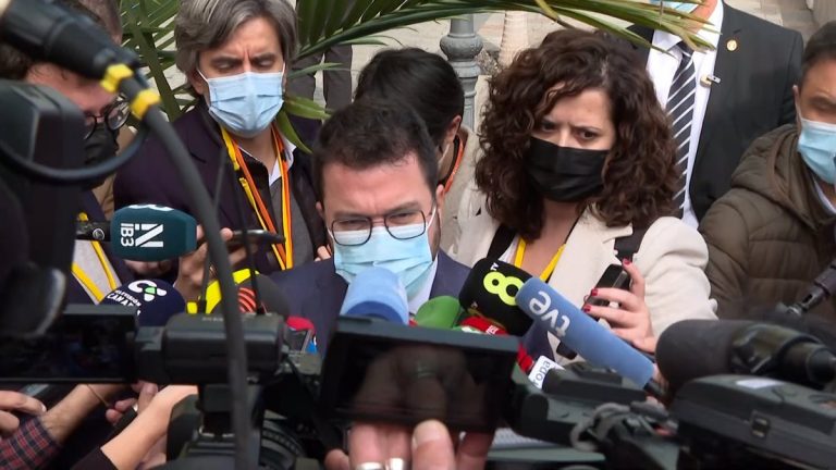 Aragonès defiende sus «convicciones» independentistas pese acudir a la Conferencia de Presidentes