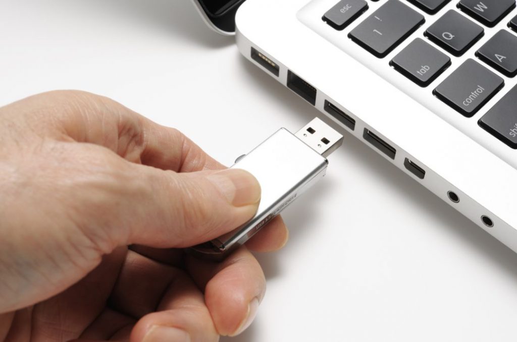 Así Recuperas Un Archivo Borrado De Un Pendrive