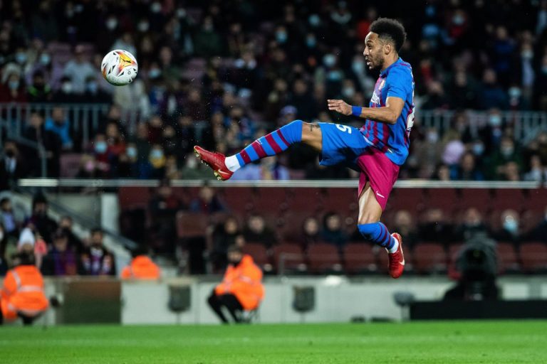 Aubameyang: «Esperaba un poco tener este rendimiento en el Barça»