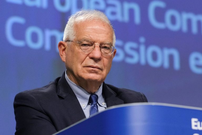 Borrell afirma que las 5.000 tropas de despliegue rápido de la UE podrán entrar en combate