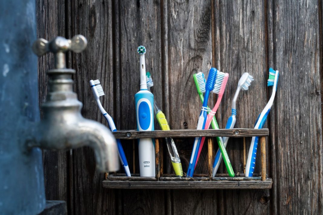 Cepillo de dientes eléctrico o manual, ¿cuál es mejor