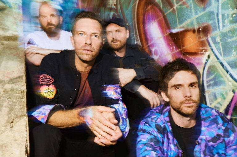 Coldplay y ‘People Of The Pride’, su nuevo videoclip