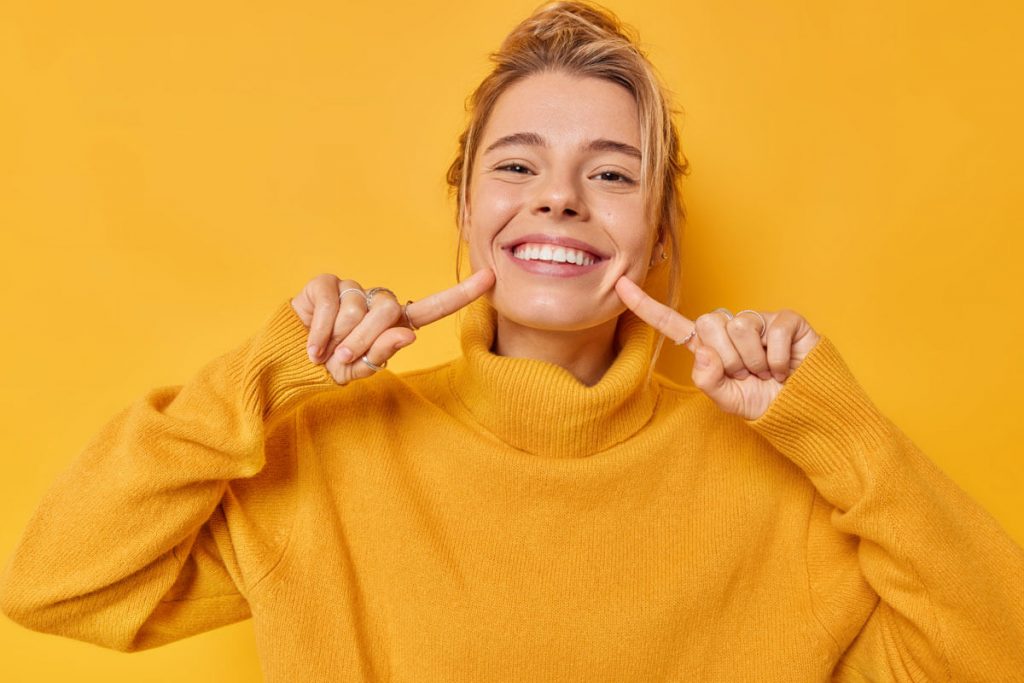 Como Deshacerte De Los Dientes Amarillos De Un Plumazo 6