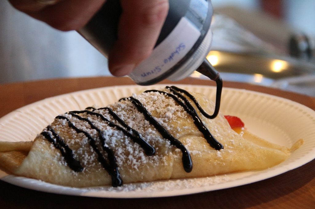 Crepes Rellenos De Chocolate Así Los Puedes Montar Para Que No Se Abran