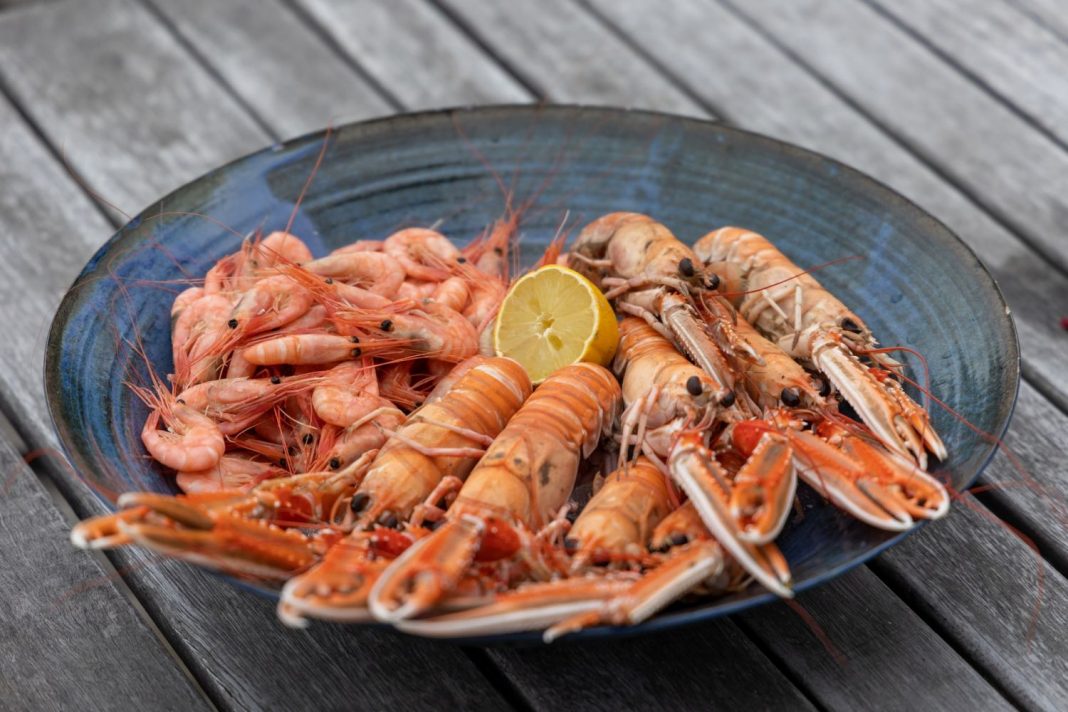 De las gambas a la cerveza alimentos que te pueden dar gota