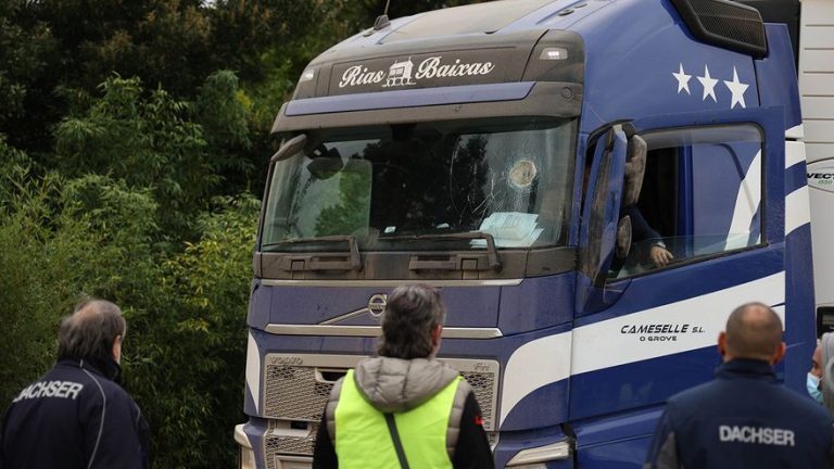 Detenido un joven de 28 años de Vilalba por causar daños a vehículos durante la huelga de transportes