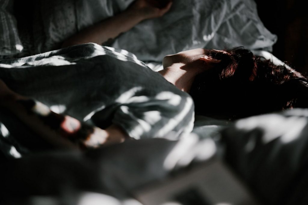 Dormir Con Luz, ¿Es Bueno O Malo?
