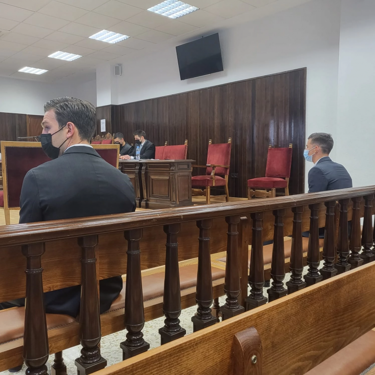 El fiscal ve «cúmulo probatorio» de presunta agresión y mantiene ocho años de cárcel a Santi Mina